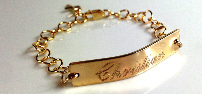 gold name bracelets