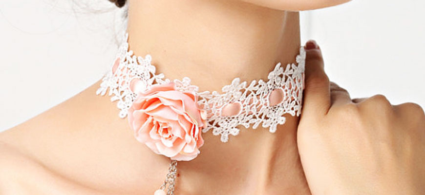 lace choker with rose