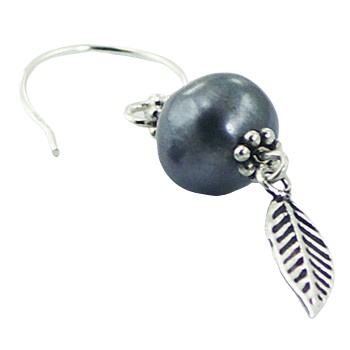 Exclusive ornate silver feather black freshwater pearl earrings by BeYindi 3