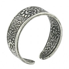 Silver toe ring with antiqued grained texture