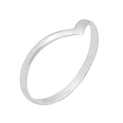 Delicate pointed arch silver stackable midi ring 