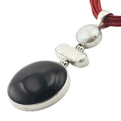 Black agate freshwater pearls silver pendant 