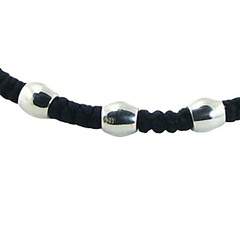 Macrame bracelet five silver beads 2