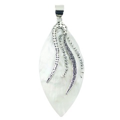 Exquisite design white mother of pearls with sterling silver fringes pendant