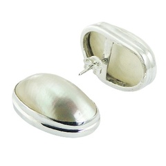 White convexed MOP silver earrings 