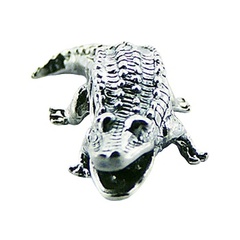 Crocodile detailed casted silver bead 