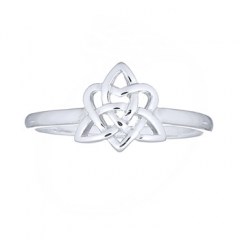 Celtic In Heart Knot 925 Silver Ring by BeYindi 