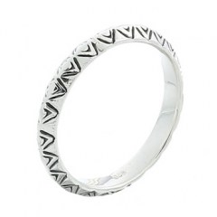 925 Sterling Silver Ring Raised Middle Triangular Decor by BeYindi