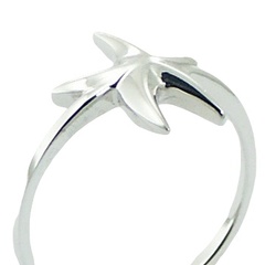 Starfish Ring in Polished Sterling Silver by BeYindi 3