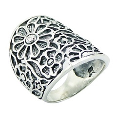 Shiny Flower Outlines On Antiqued Sterling Silver Ring