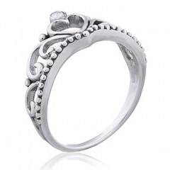 Open Heart Silver Tiara Ring with CZ Gemstone by BeYindi