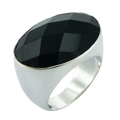 Sophisticated Faceted Oval Black Agate Shiny Sterling Silver Ring