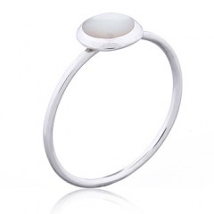 Delicate Mother of Pearl 925 Silver Ring by BeYindi