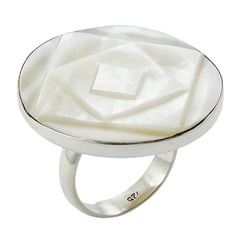 Modern Geometrical Relief Round Silver Shell Ring