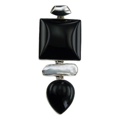 Striking Freshwater Pearl Black Agate Silver Designer Pendant