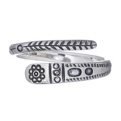 Modern Ethnic Silver Oxidized Adjust Ring by BeYindi 