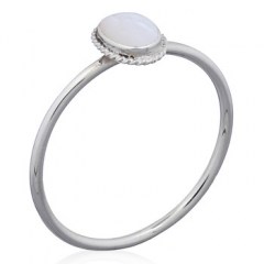 Oval Sterling Silver Wire Rings With Mother Of Pearl