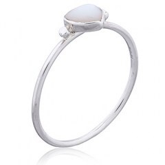 Mother of Pearl Heart 925 Silver Ring by BeYindi