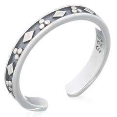 925 Silver Toe Rings With Diamonds And Floral Dots by BeYindi