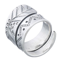Floral Ethnic 925 Silver Oxidized Plain Ring by BeYindi