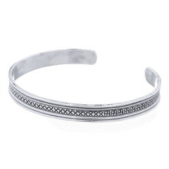 Engraved Victorian Bangle Cuff Sterling Silver by BeYindi 