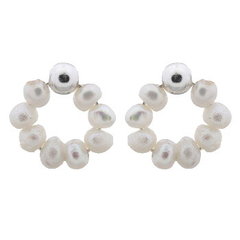 Small Freshwater Pearls Ring Silver Stud Earrings by BeYindi