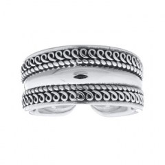 Highly Polished 925 Silver Ring Looping Border Design by BeYindi 