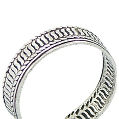Antiqued ribbed silver toe ring 3