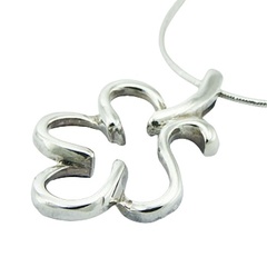 rounded leaf silver ajoure pendant 