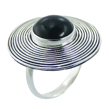 Fluted flange black agate silver ring 