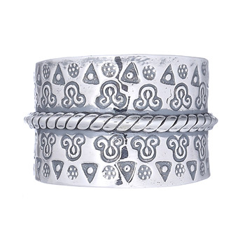 Adjustable Gothic Oxidized Silver Ring by BeYindi 