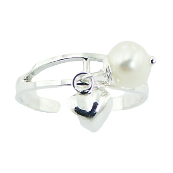 Sterling Silver Toe Ring with Puffed Heart Pearl Charm by BeYindi 