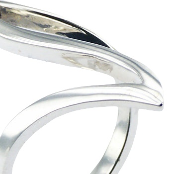 Plain Sterling Silver Designer Ring Fine Winding Band by BeYindi 2