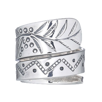 Floral Ethnic 925 Silver Oxidized Plain Ring by BeYindi 